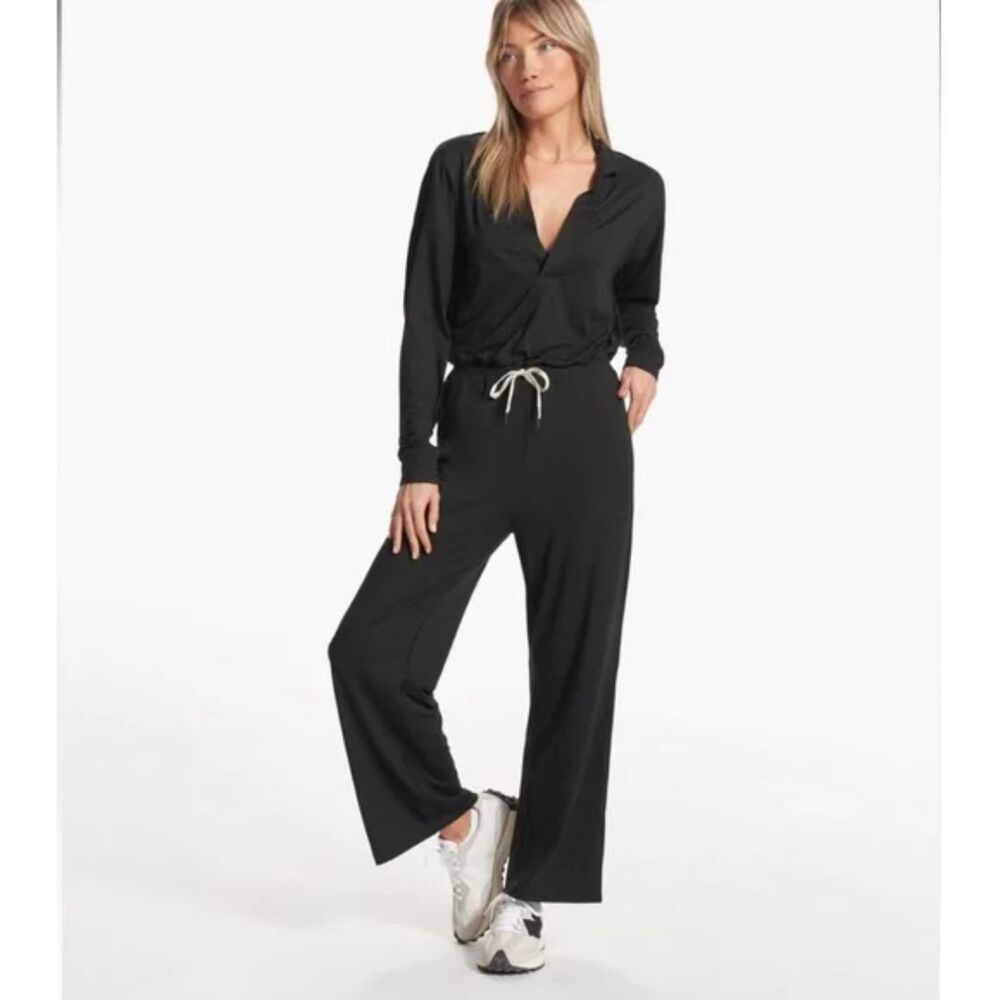 Vuori Black Lux Intentions Jumpsuit Size Large